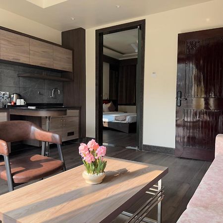Coco Cabana Varanasi Eksteriør billede