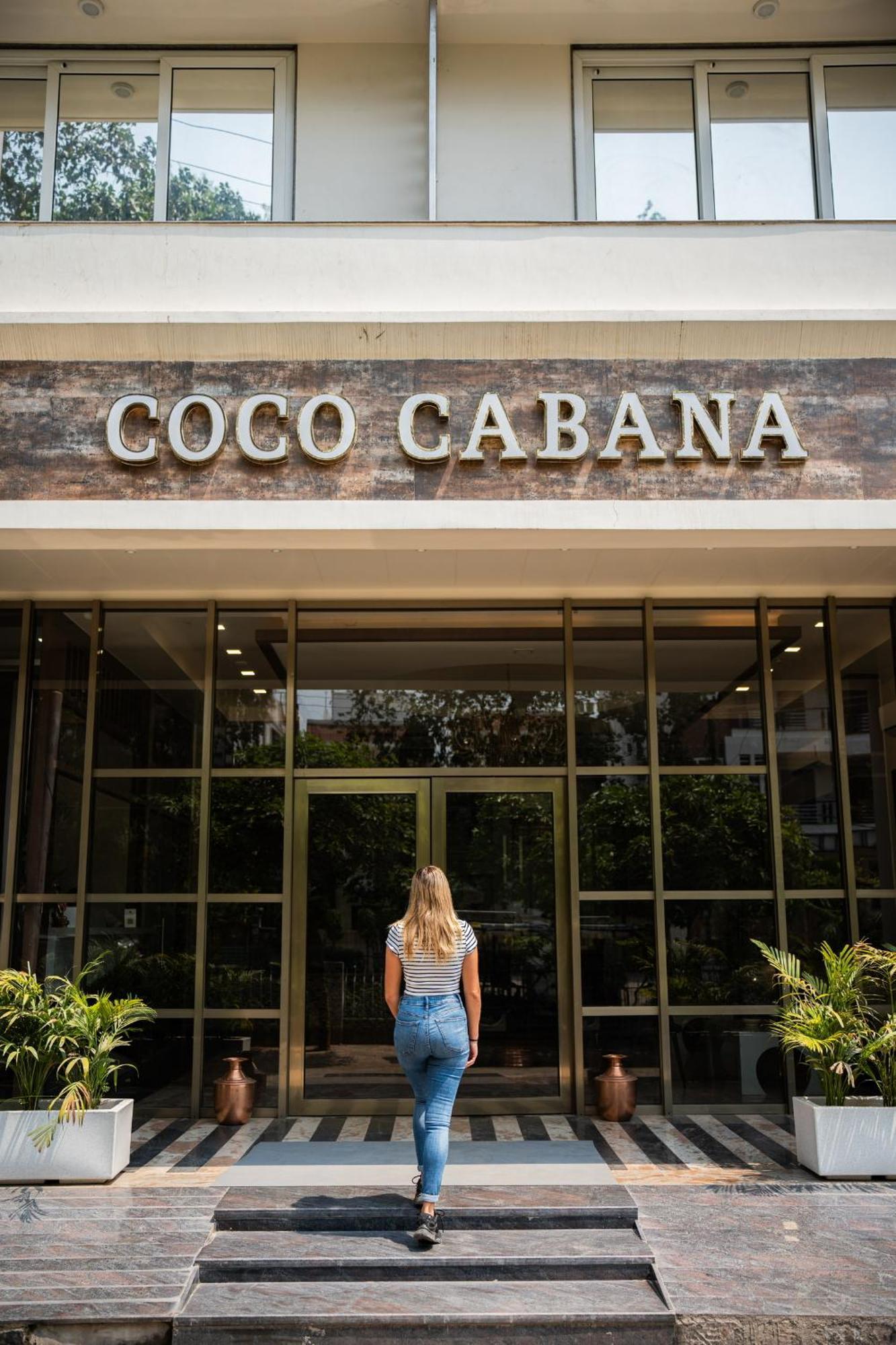 Coco Cabana Varanasi Eksteriør billede